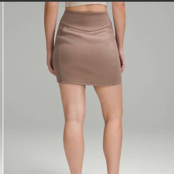 lululemon athletica Taupe High-Rise Mini Skirt-Taupetastic - Picture 2 of 4